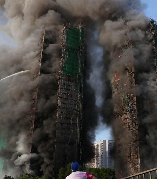 Файл:Пожар 27118785096008.jpg