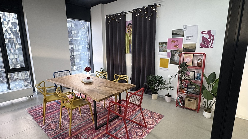 Файл:2025-11-11 16.32.19-офис.redev(1).jpg